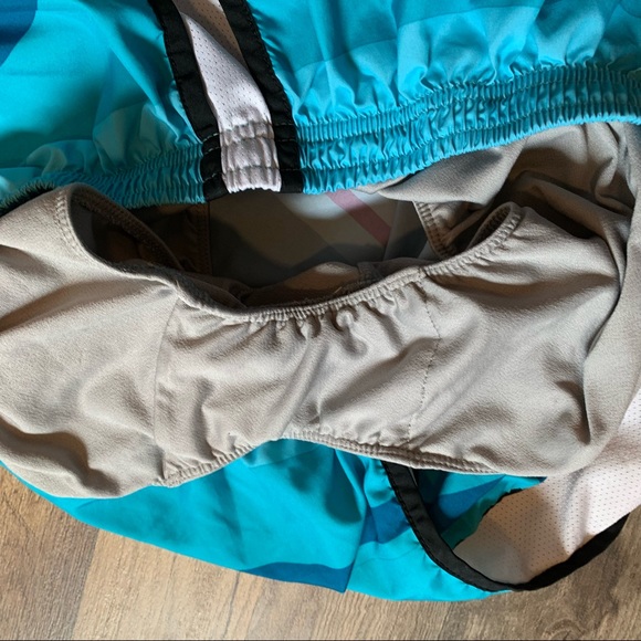 Dri-fit Nike workout / Athletic / running shorts - Picture 5 of 8